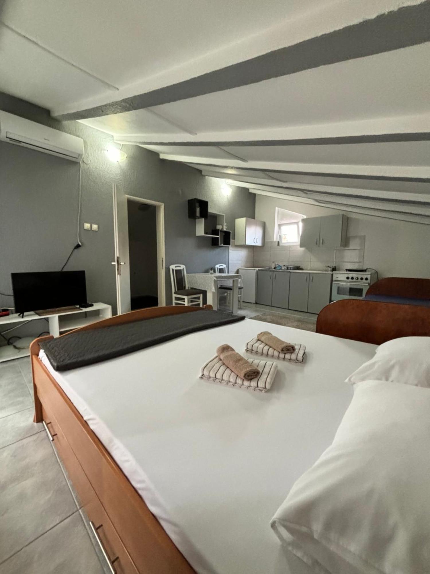 Apartman Sava Ni Eksteriør bilde
